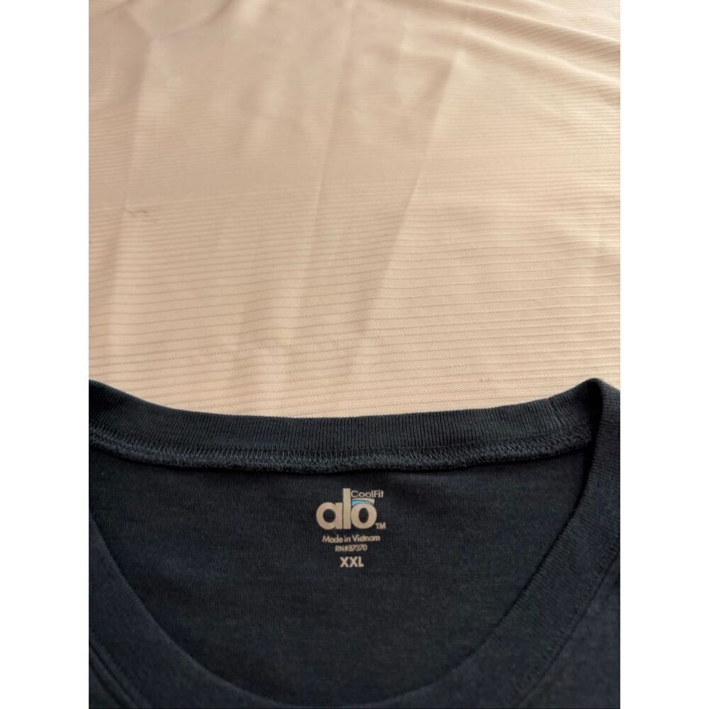 Alo Yoga Cool Fit Men’s Athletic Blue Short Sleeve T-Shirt Size XXL - Picture 5 of 10
